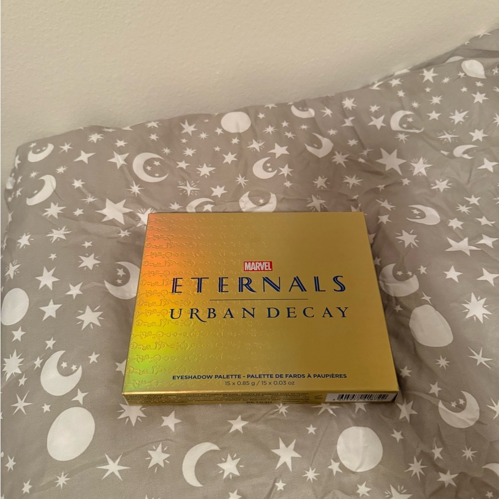 Urban Decay Eternals Gold Eyeshadow Palette